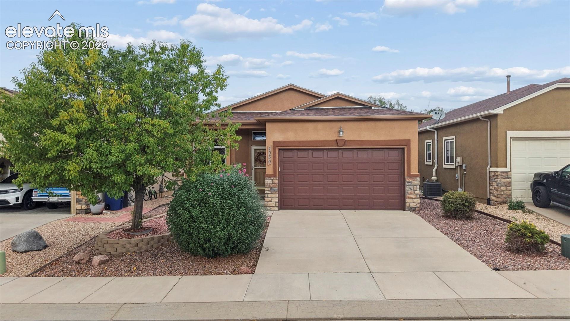 7050 Davey Crocket Court — photo