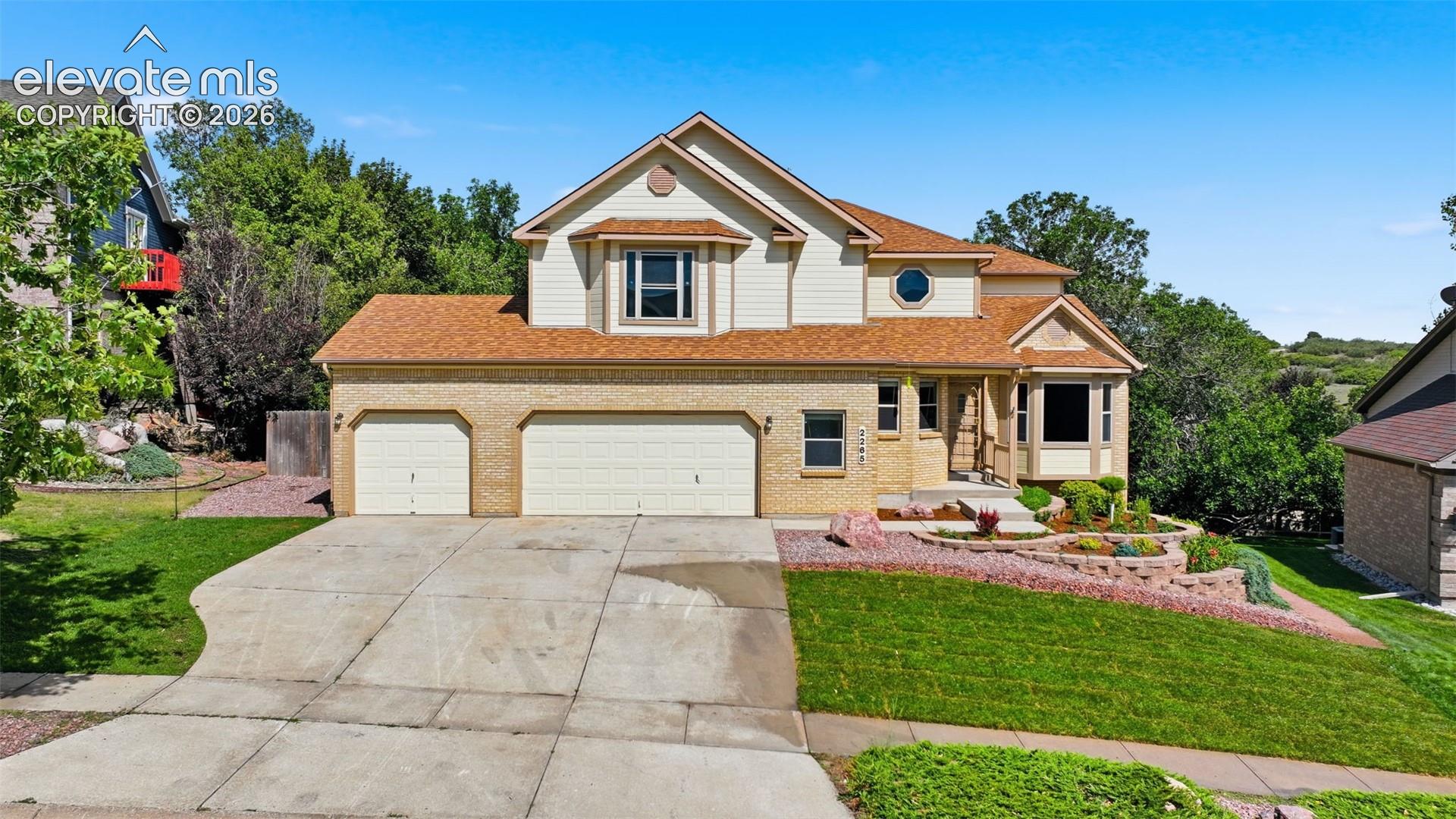 2265 Cloverdale Drive — photo