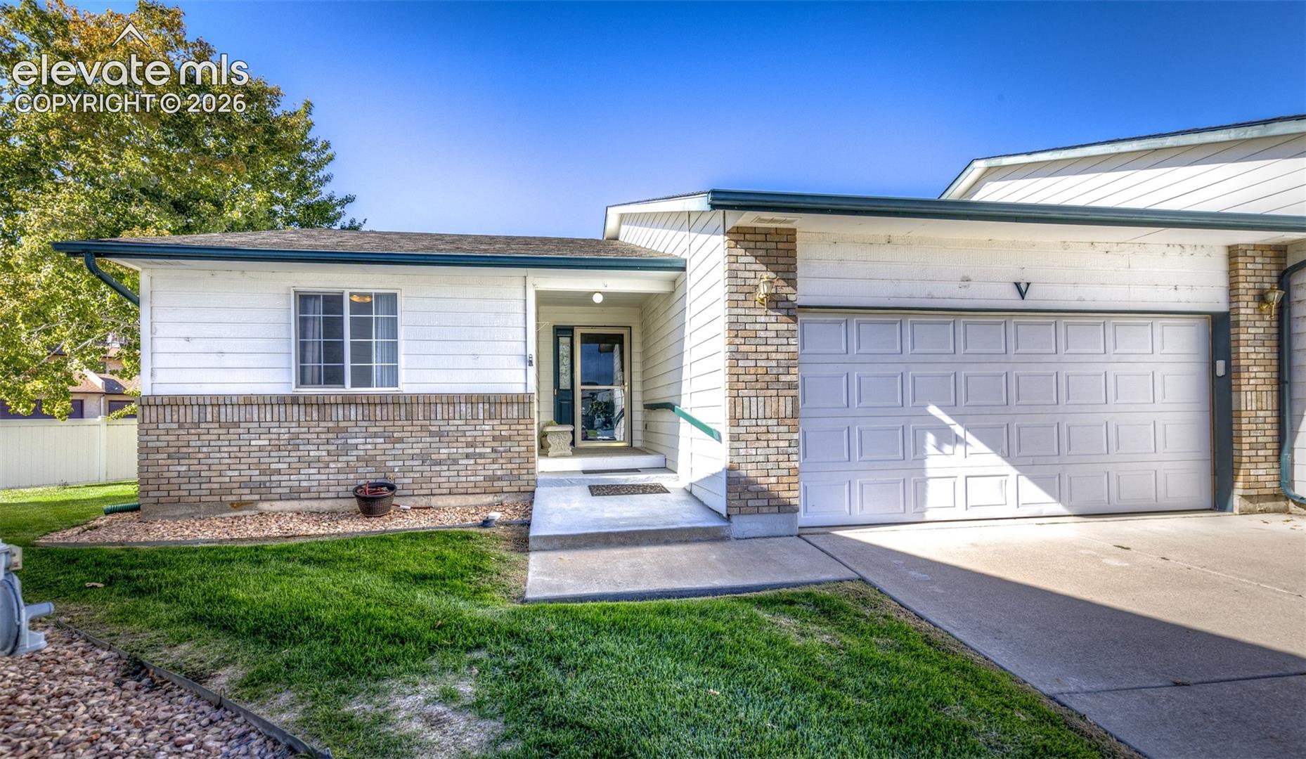 10 Nona Brooks Drive Unit V — photo