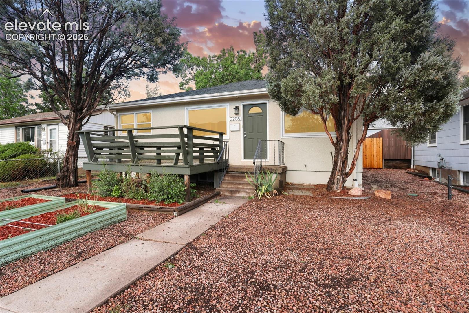 2206 W Uintah Street — photo
