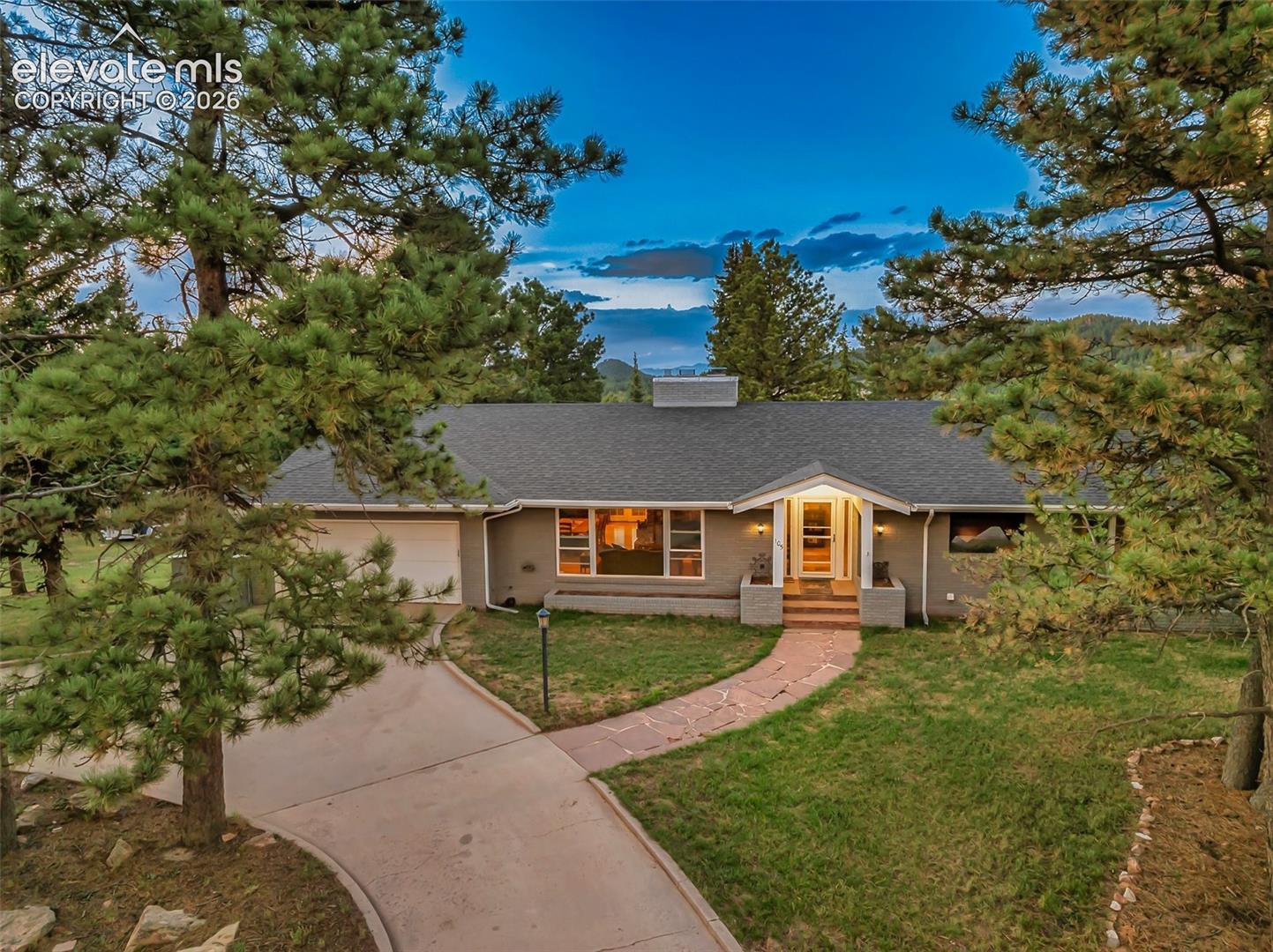 105 Piney Point Lane — photo