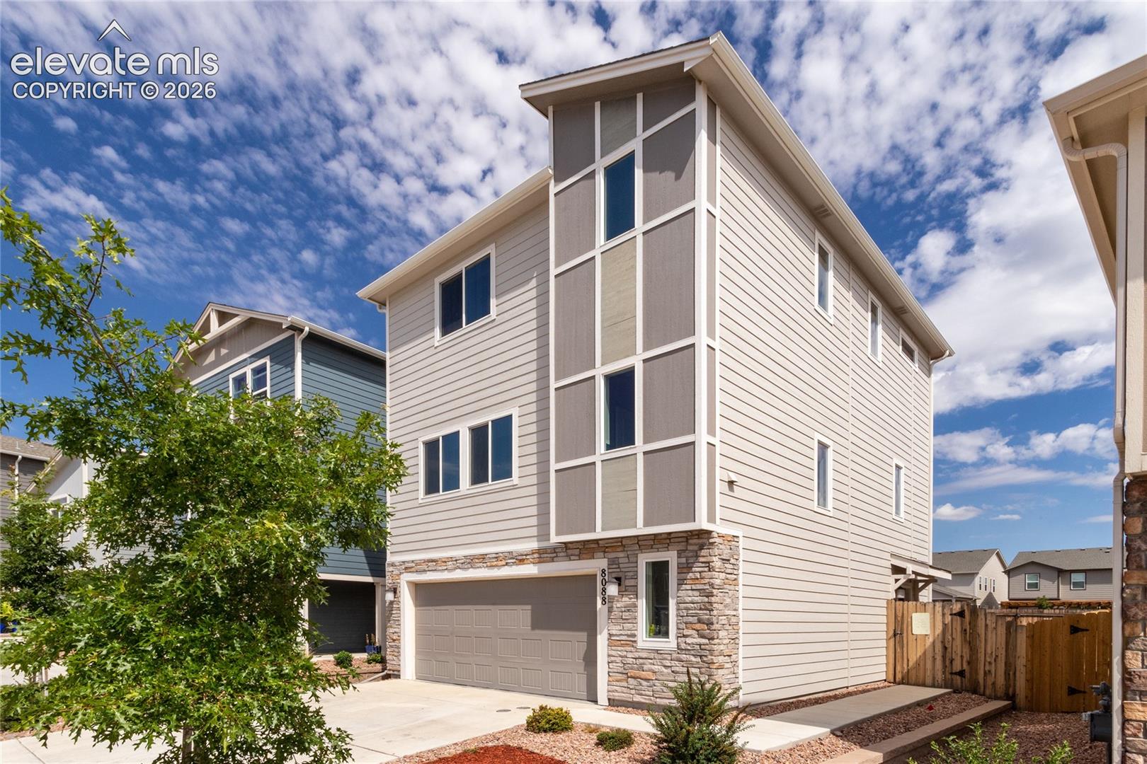 8088 Nico Way — photo