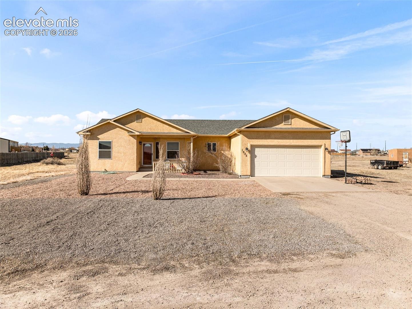 1035 E Marengo Drive — photo