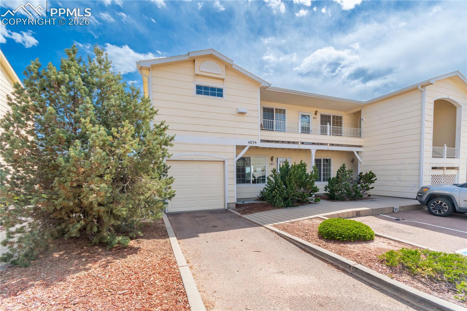 4839 Rusty Nail Point 101 — photo