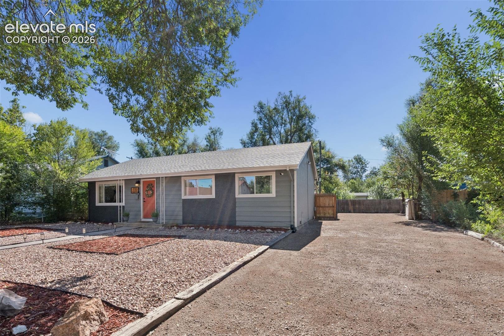 3307 Corbett Lane — photo