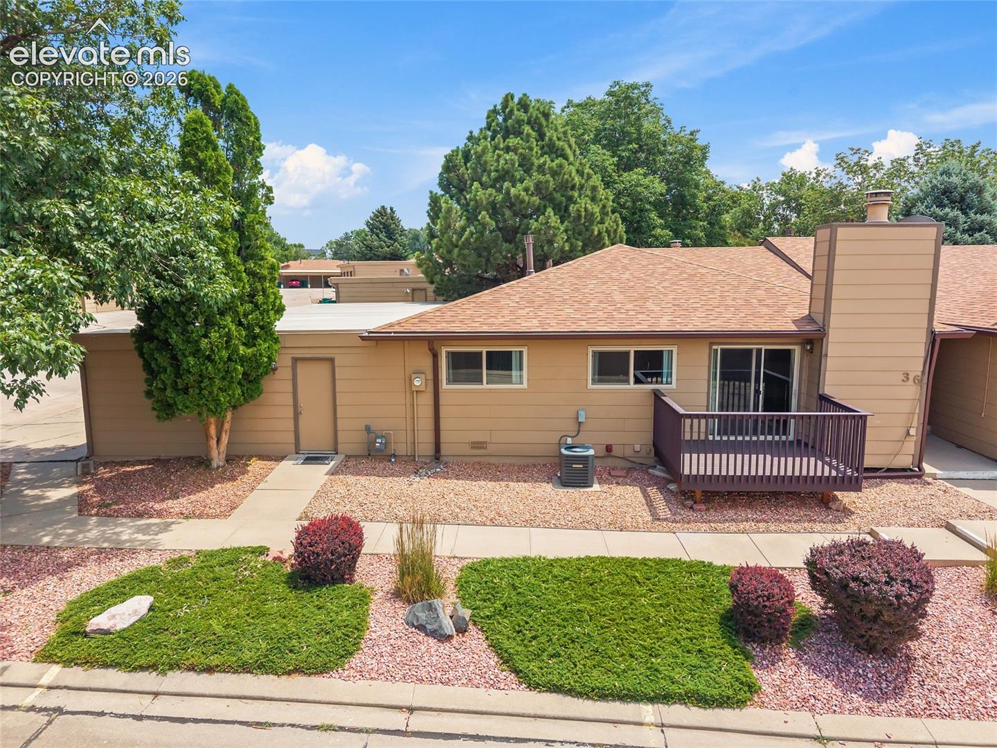 36 Stovel Circle — photo