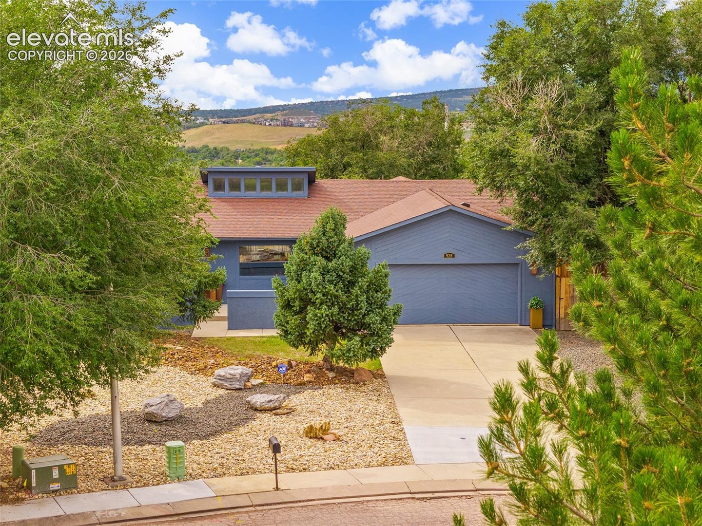 525 Mesa Vista Court — photo