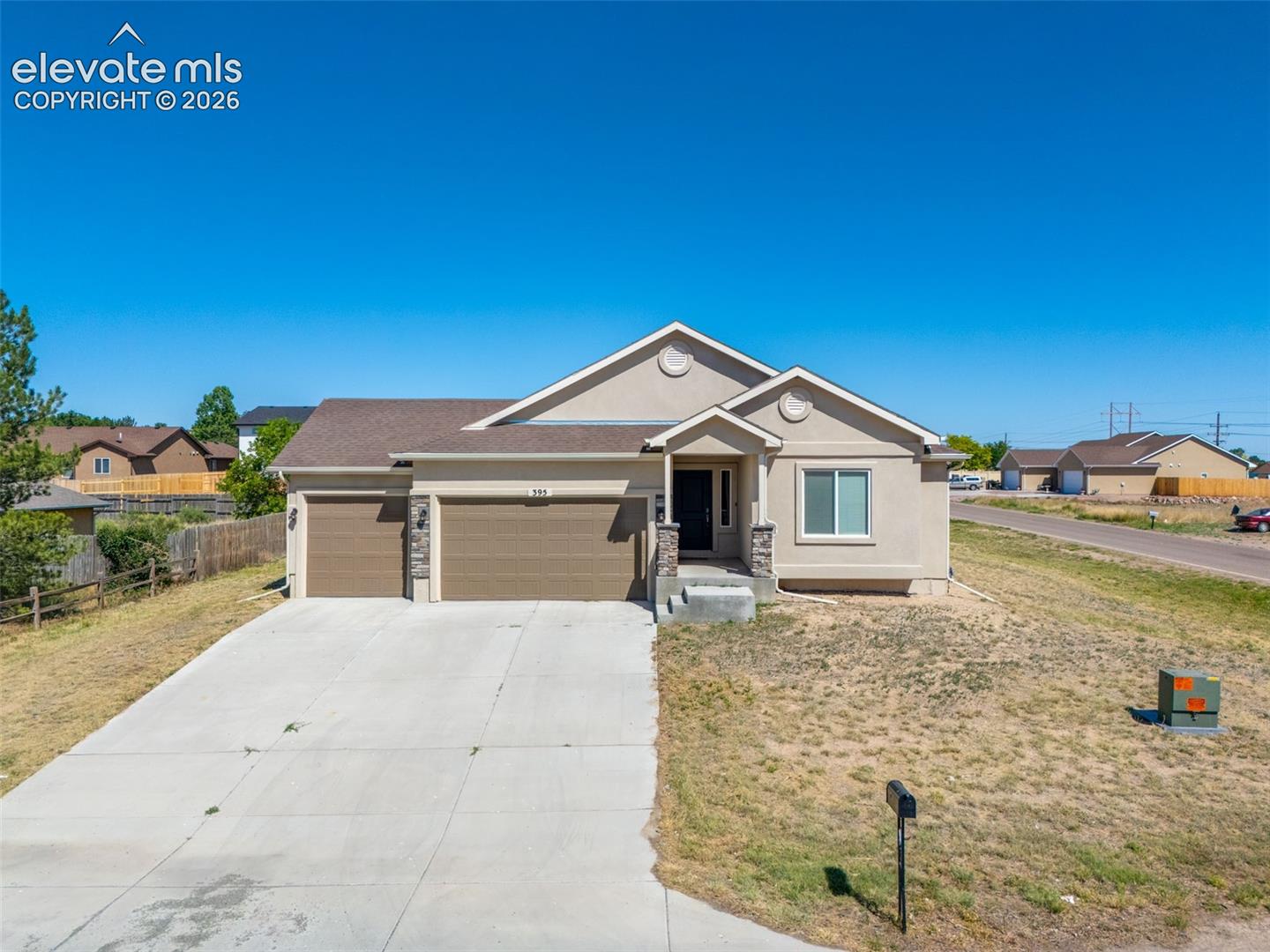 395 W Coral Drive — photo