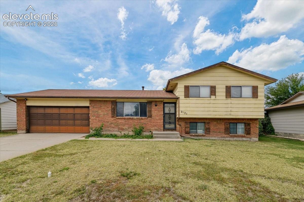 2121 Chautard Drive — photo