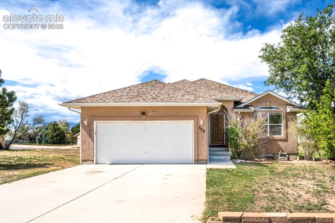358 W Golden Eagle Way — photo
