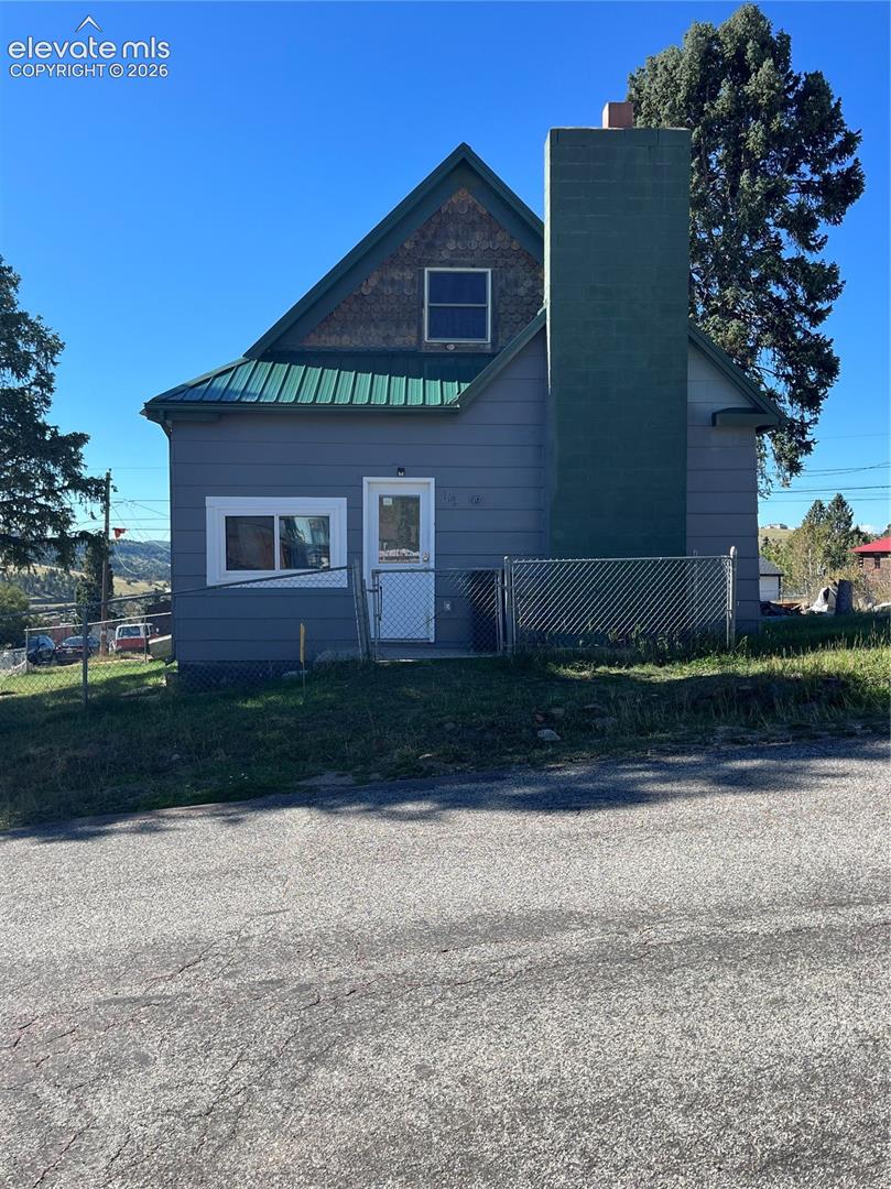 112 W Golden Avenue — photo