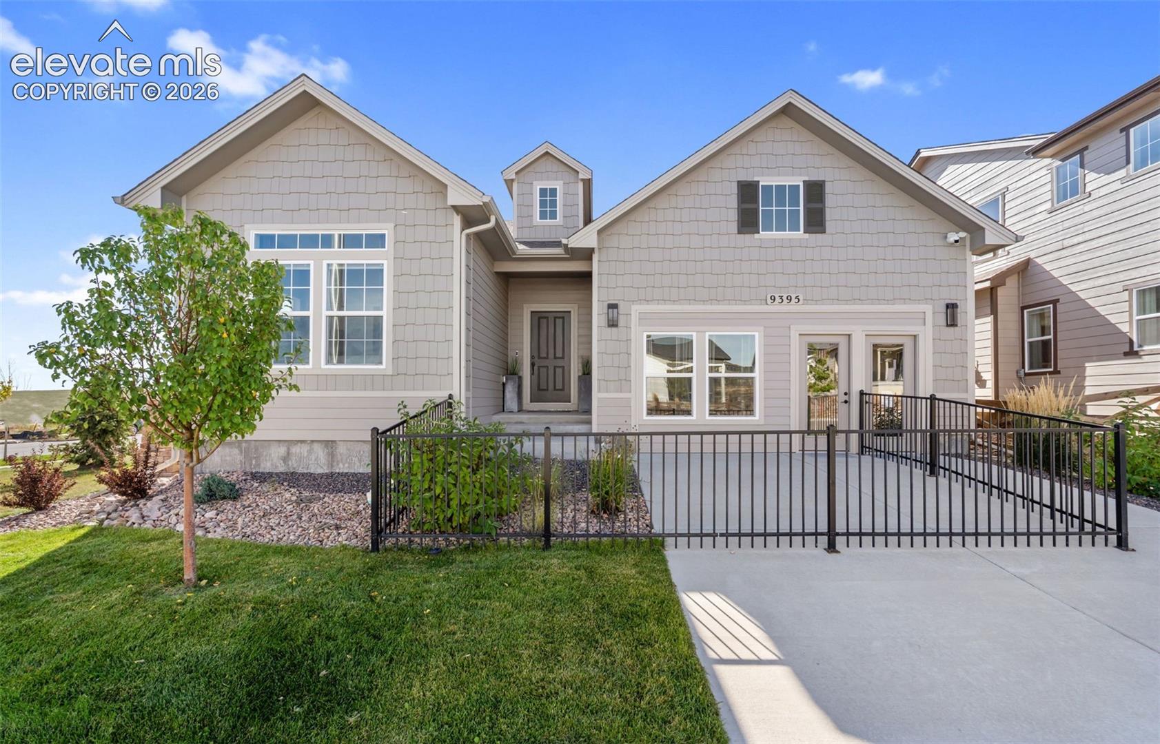 9395 Mayflower Gulch Way — photo