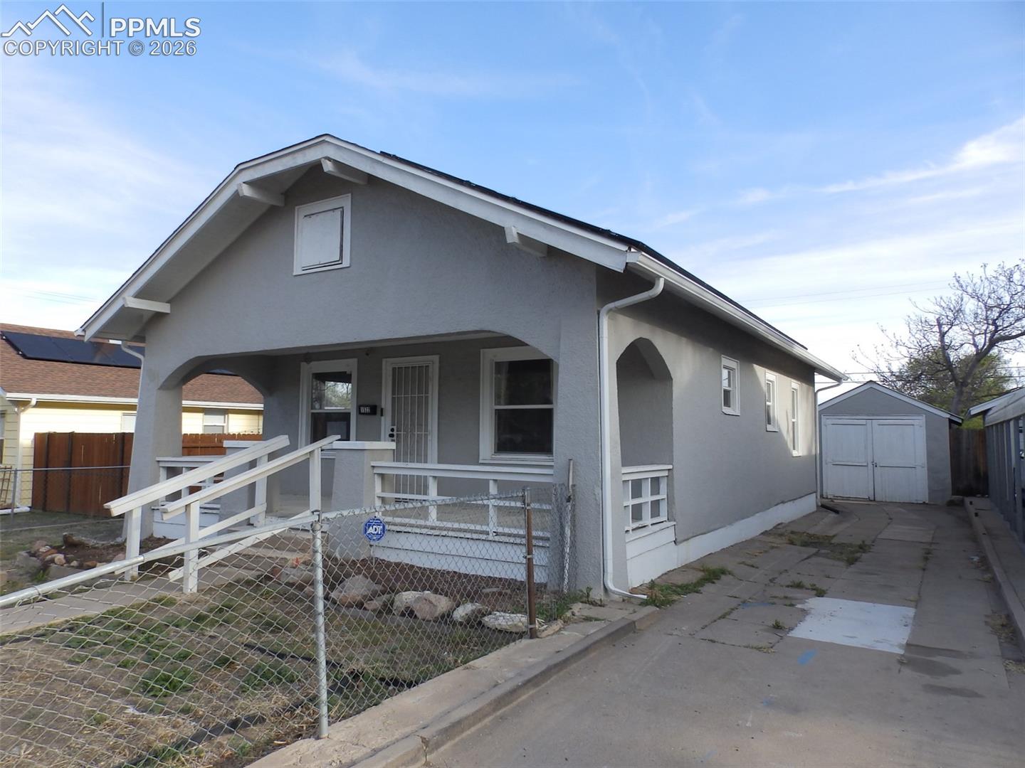 1522 E 4th Street — photo