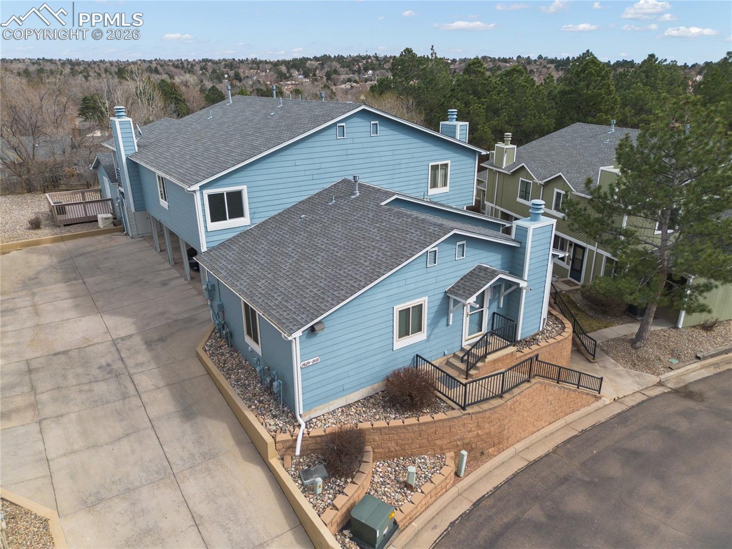 2835 Hearthwood Lane — photo
