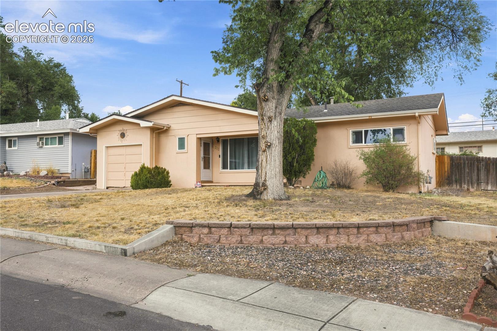 213 Jasper Drive — photo