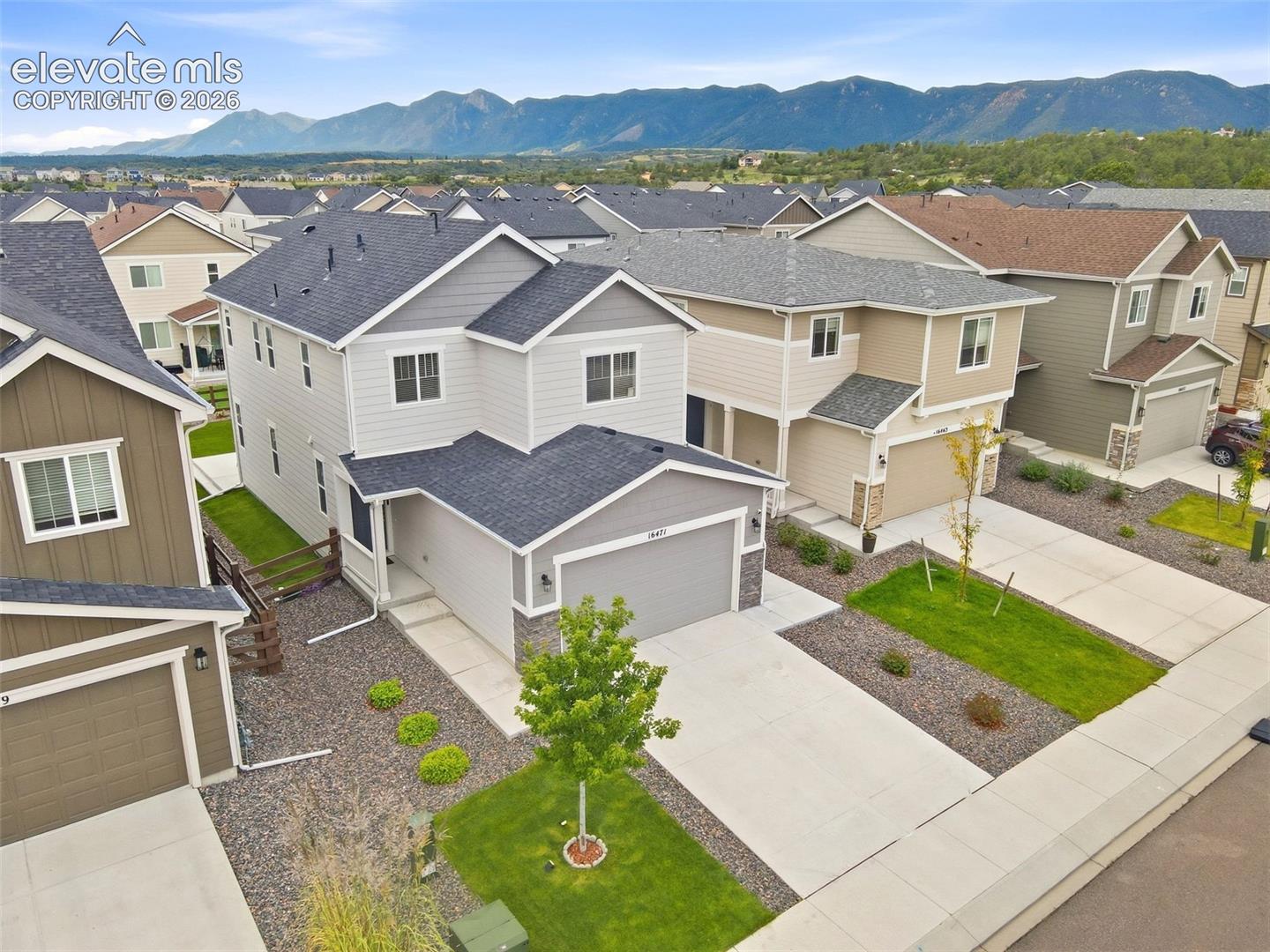 16471 Mountain Flax Drive — photo