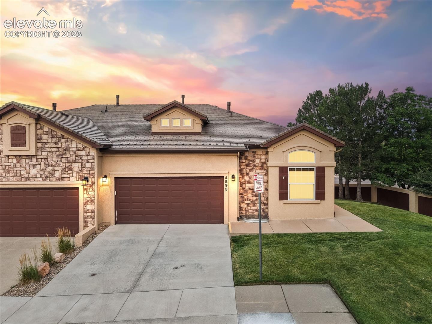 4895 Sanctuary Grove — photo