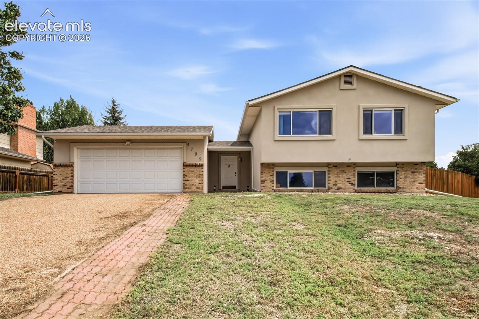 4709 Turquoise Circle — photo
