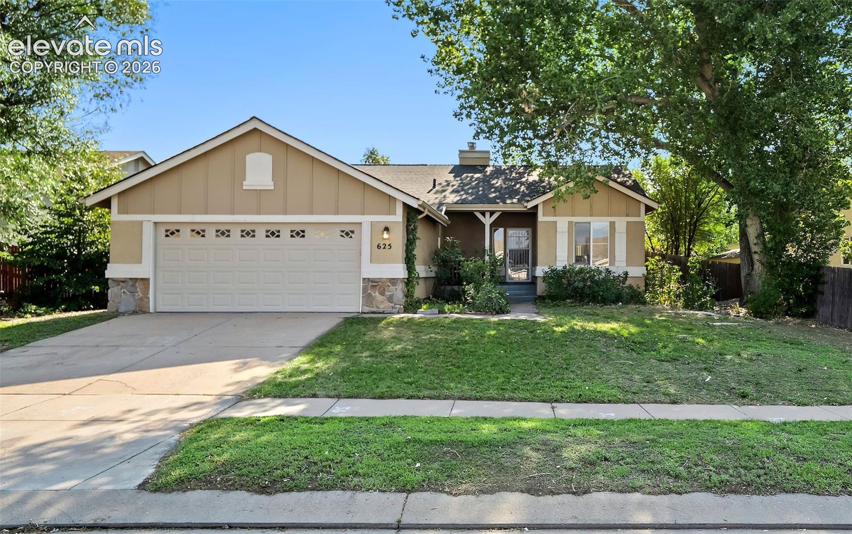625 Golden Eagle Drive — photo