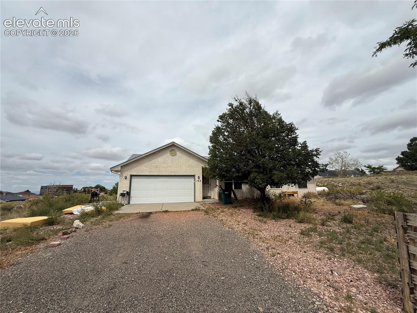 193 W Legend Drive — photo