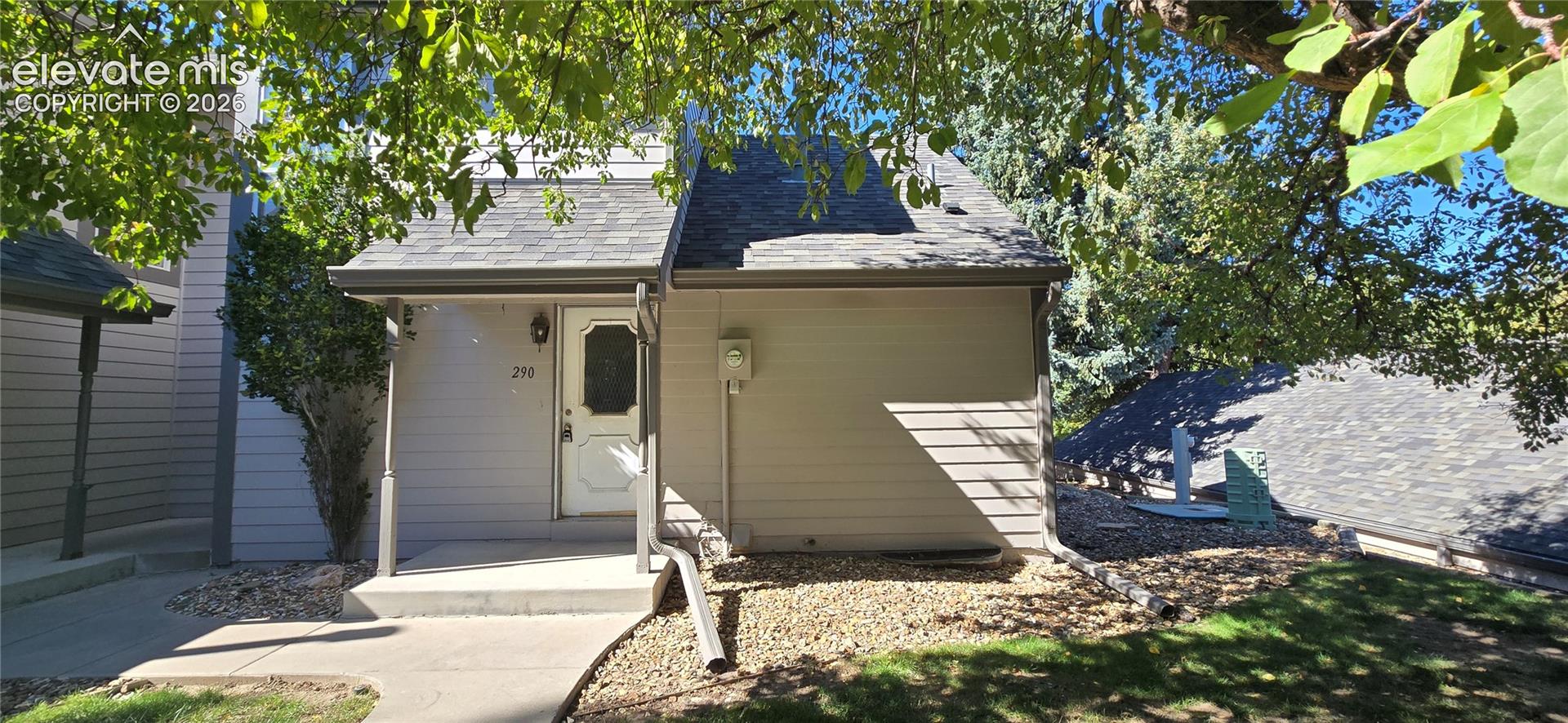 290 Cobblestone Drive — photo