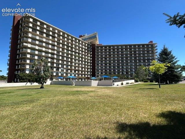 411 Lakewood Circle B-428 — photo