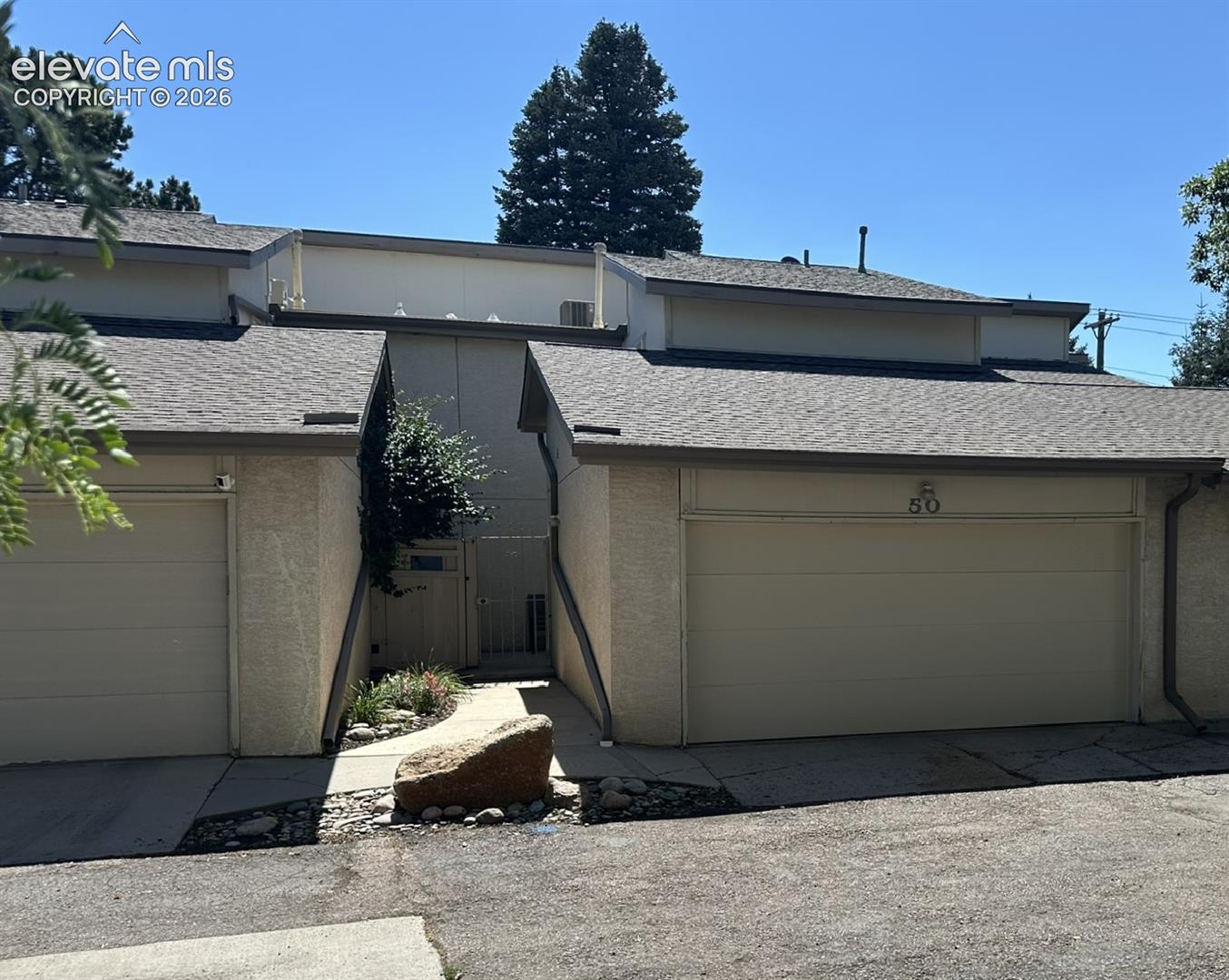 3330 Templeton Gap Road 50 — photo