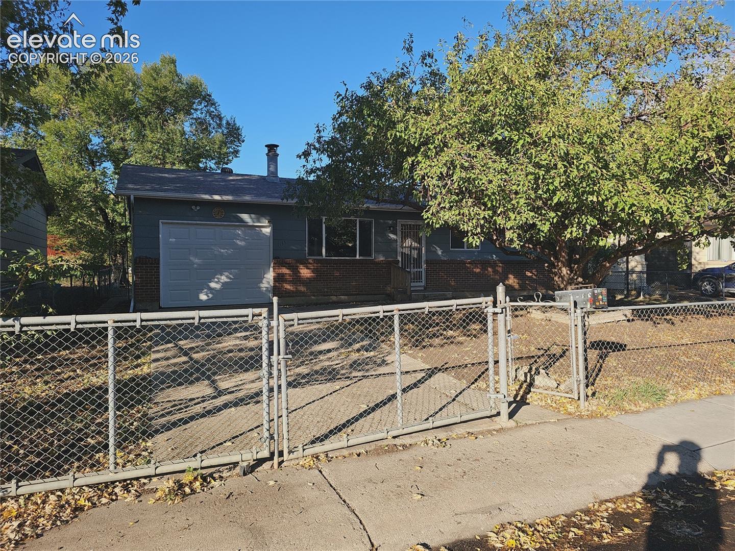 1136 Cambridge Avenue — photo