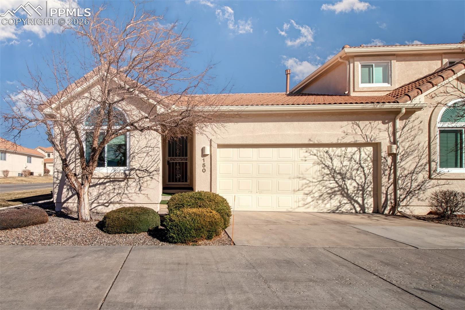 150 Luxury Lane — photo