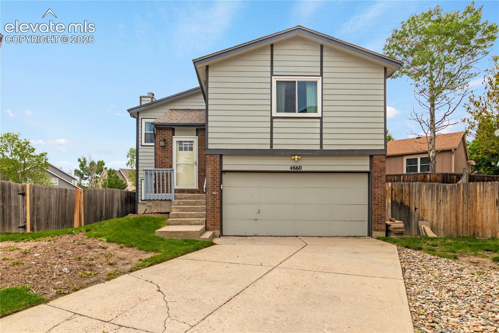 4660 Badlands Court — photo
