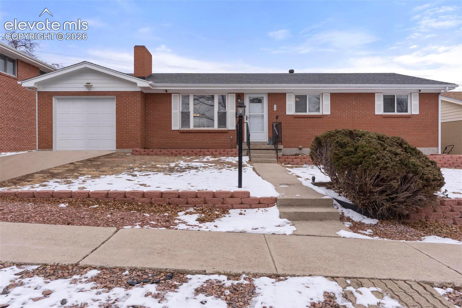 2105 Eagle View Drive — photo
