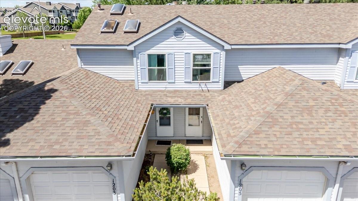 1205 Firefly Circle — photo