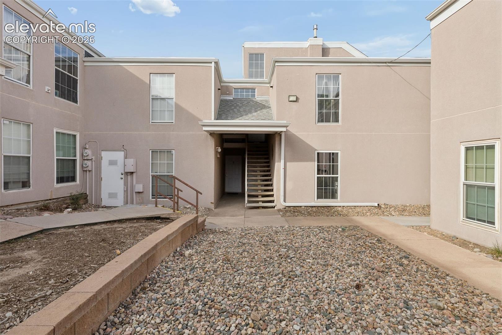 3130 Van Teylingen Drive Unit F — photo