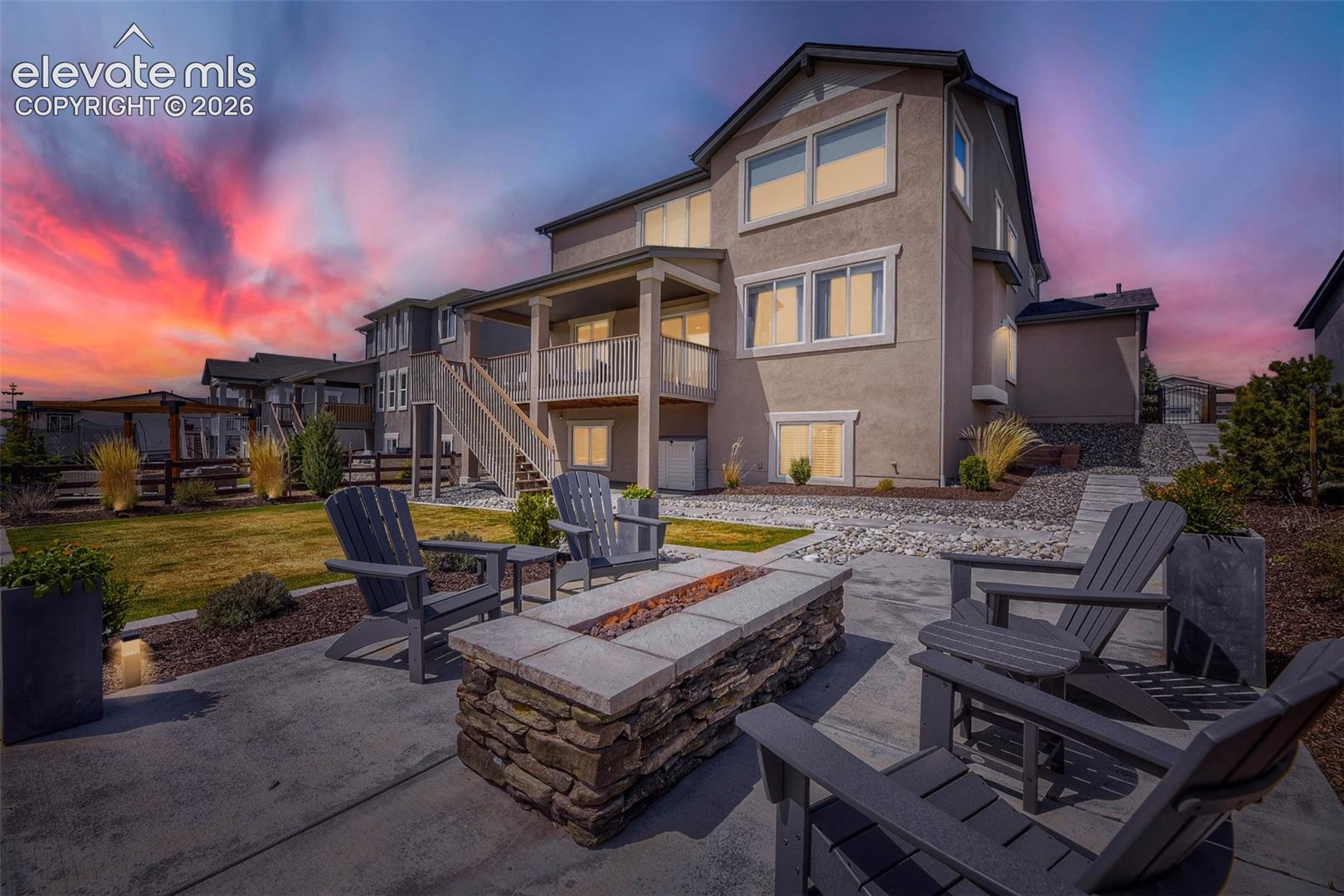 10081 Waterton Canyon Way — photo