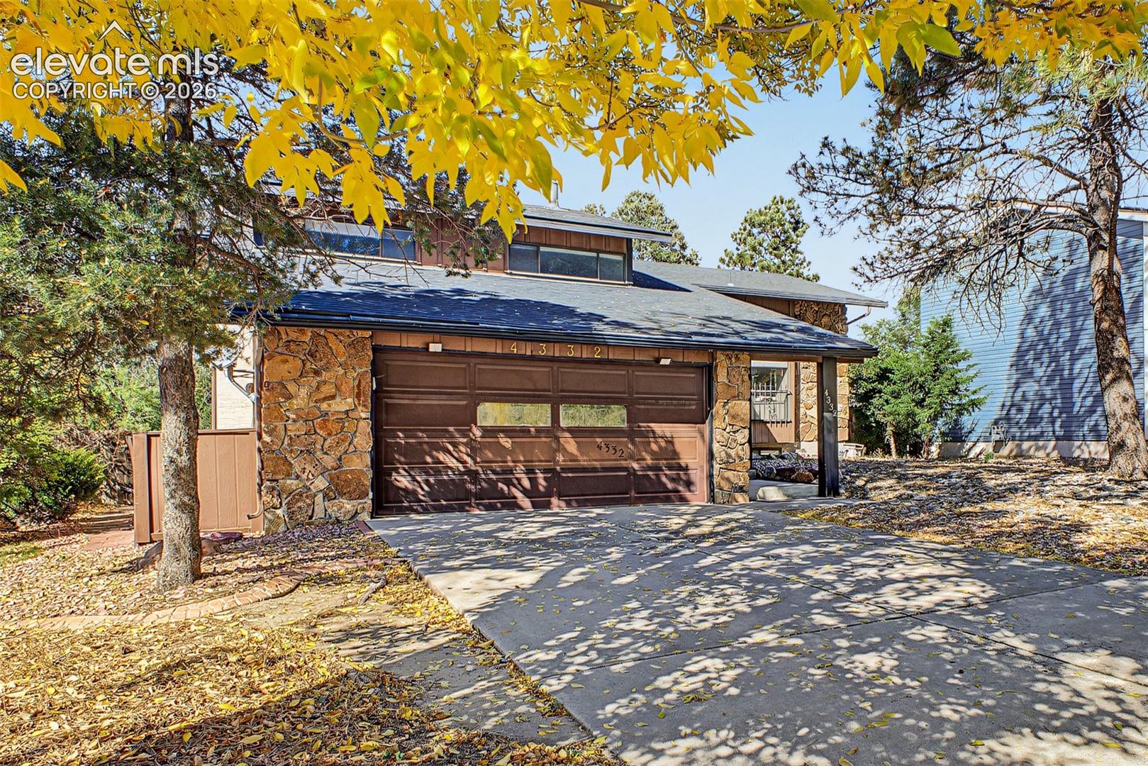 4332 Valencia Circle — photo