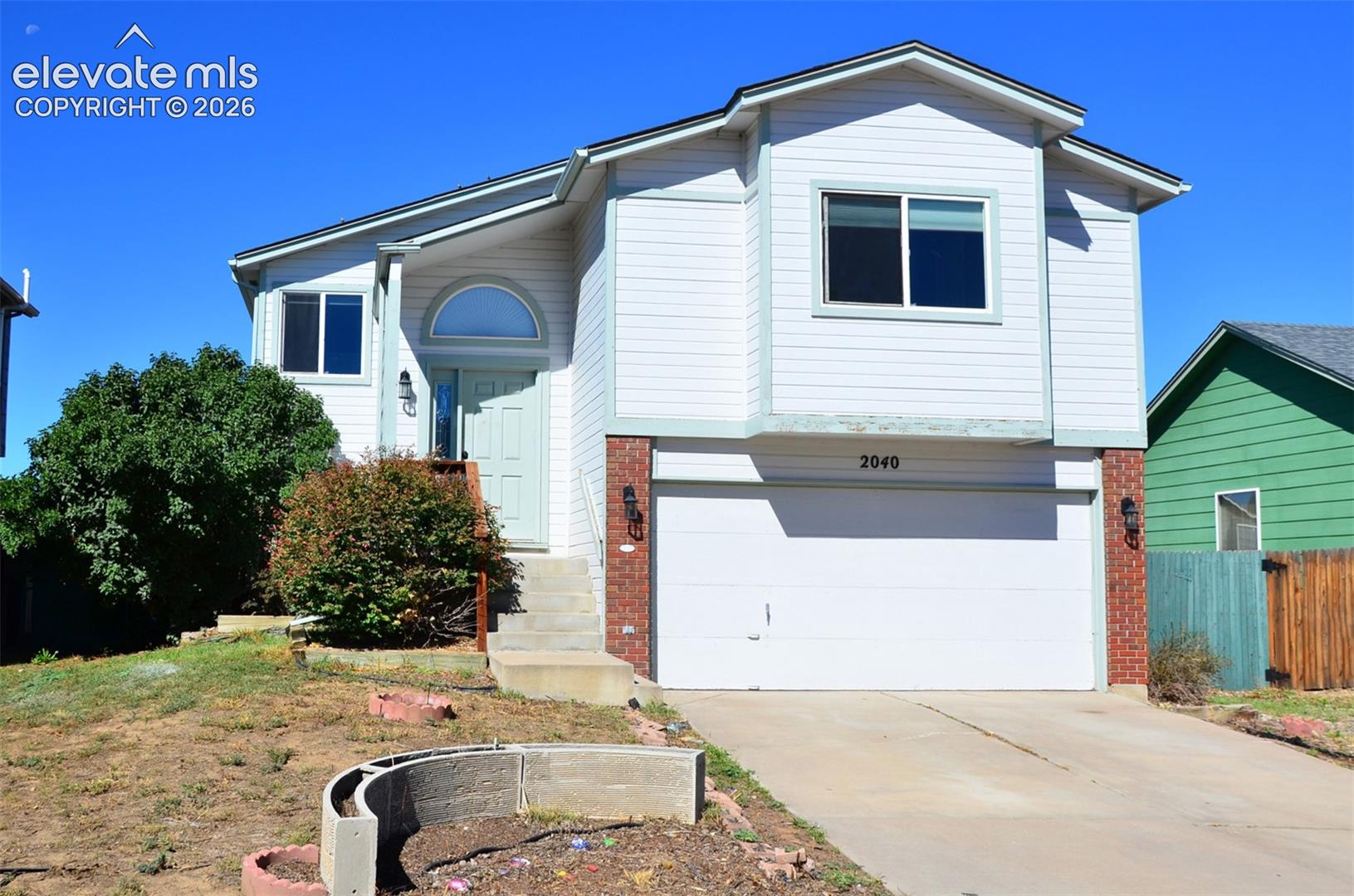2040 Fairweather Way — photo
