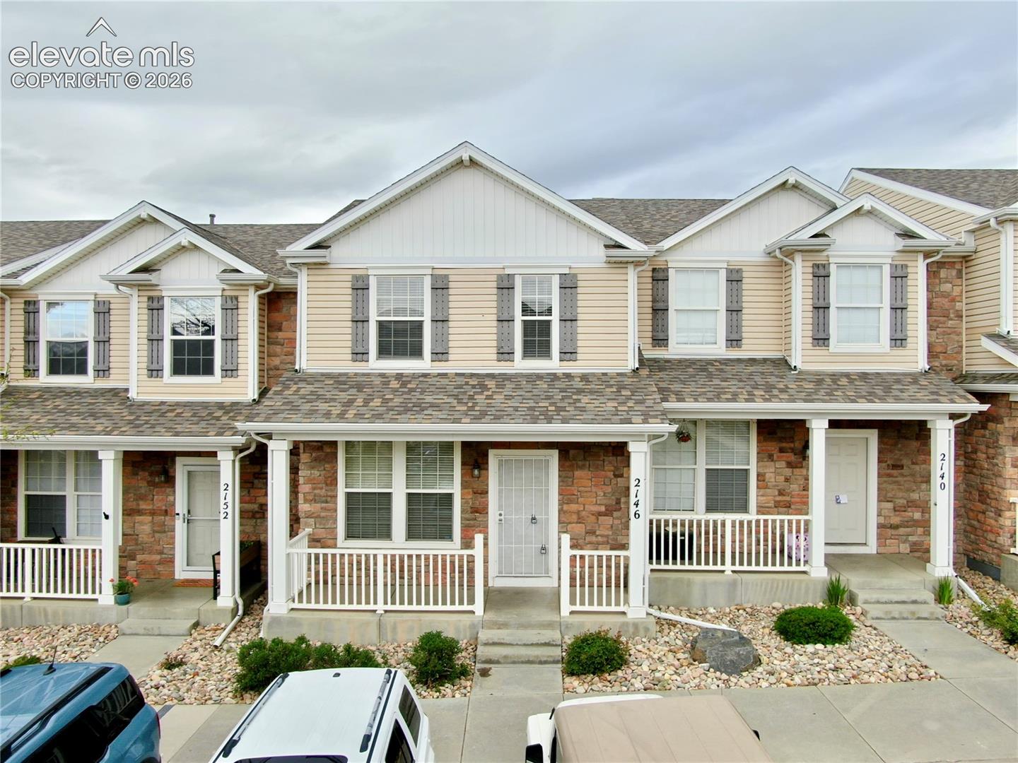 2146 Creekridge Point — photo