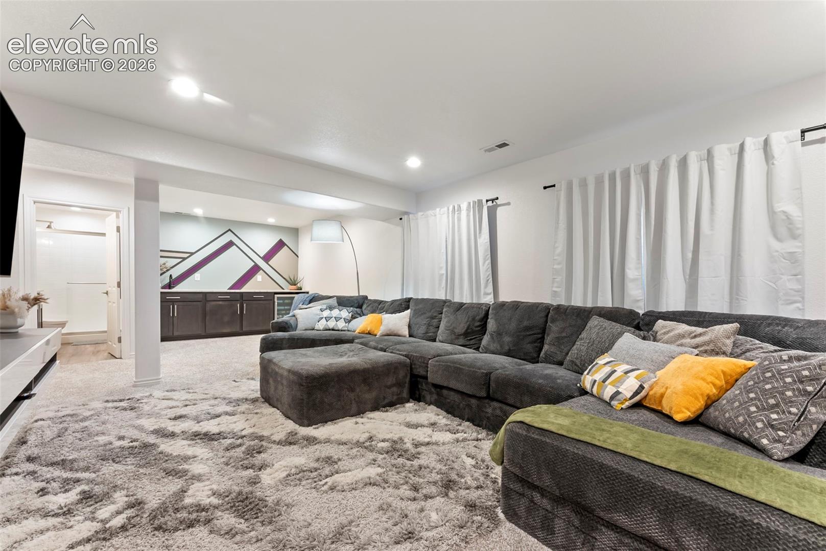 1442 Lookout Springs Drive — photo