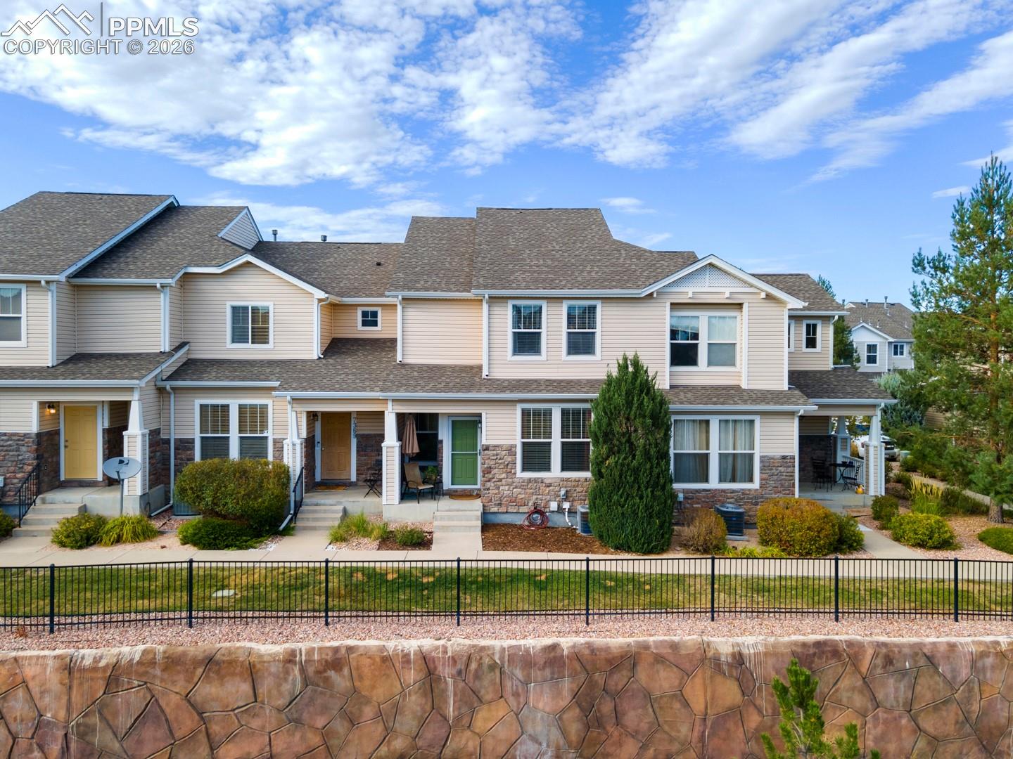 7375 Sandy Springs Point — photo