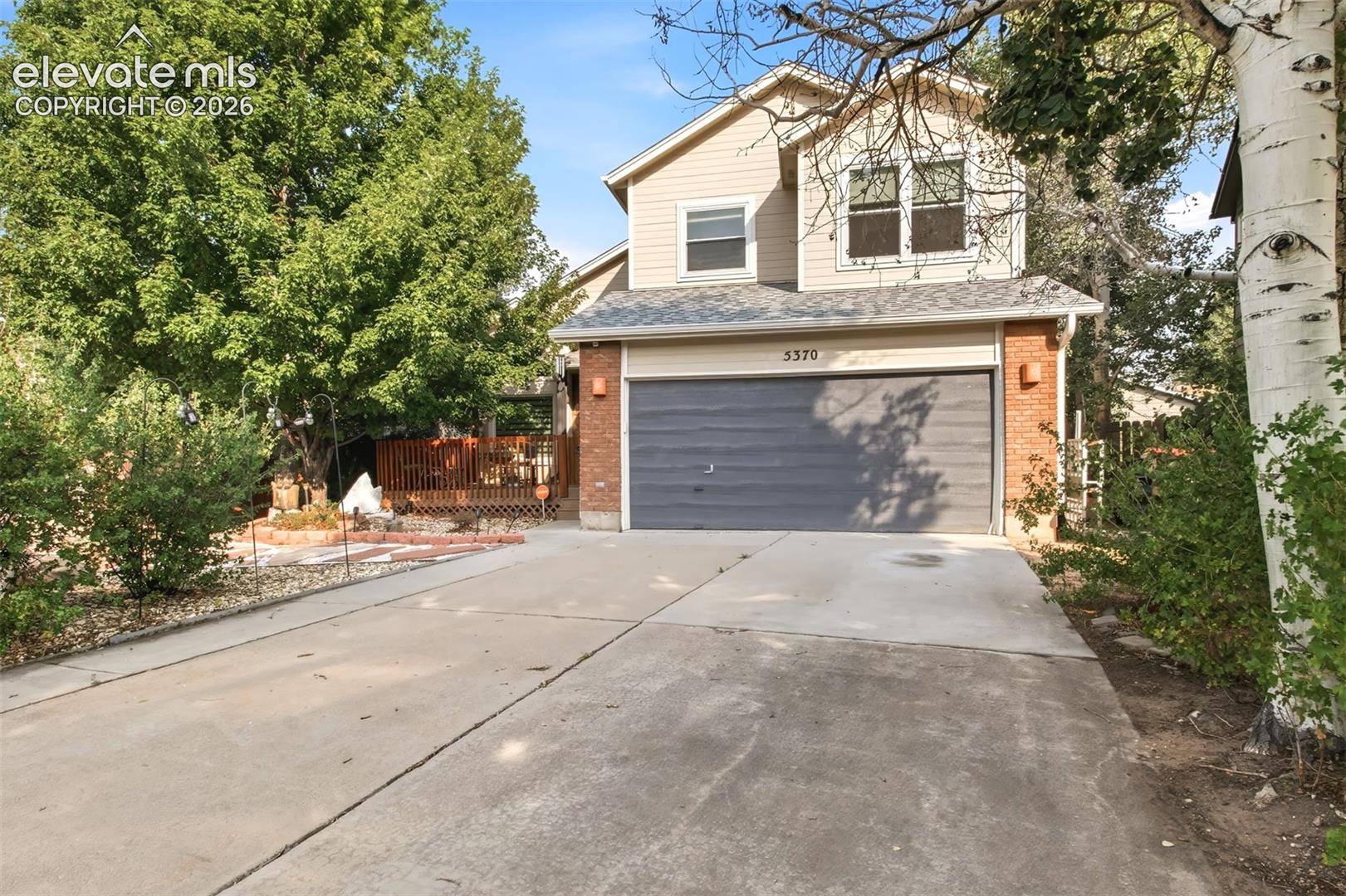5370 Balsam Street — photo