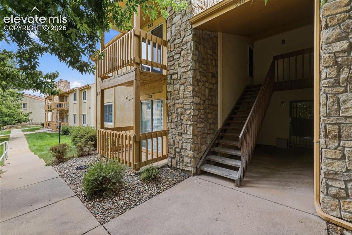 846 Tenderfoot Hill Road 202 — photo