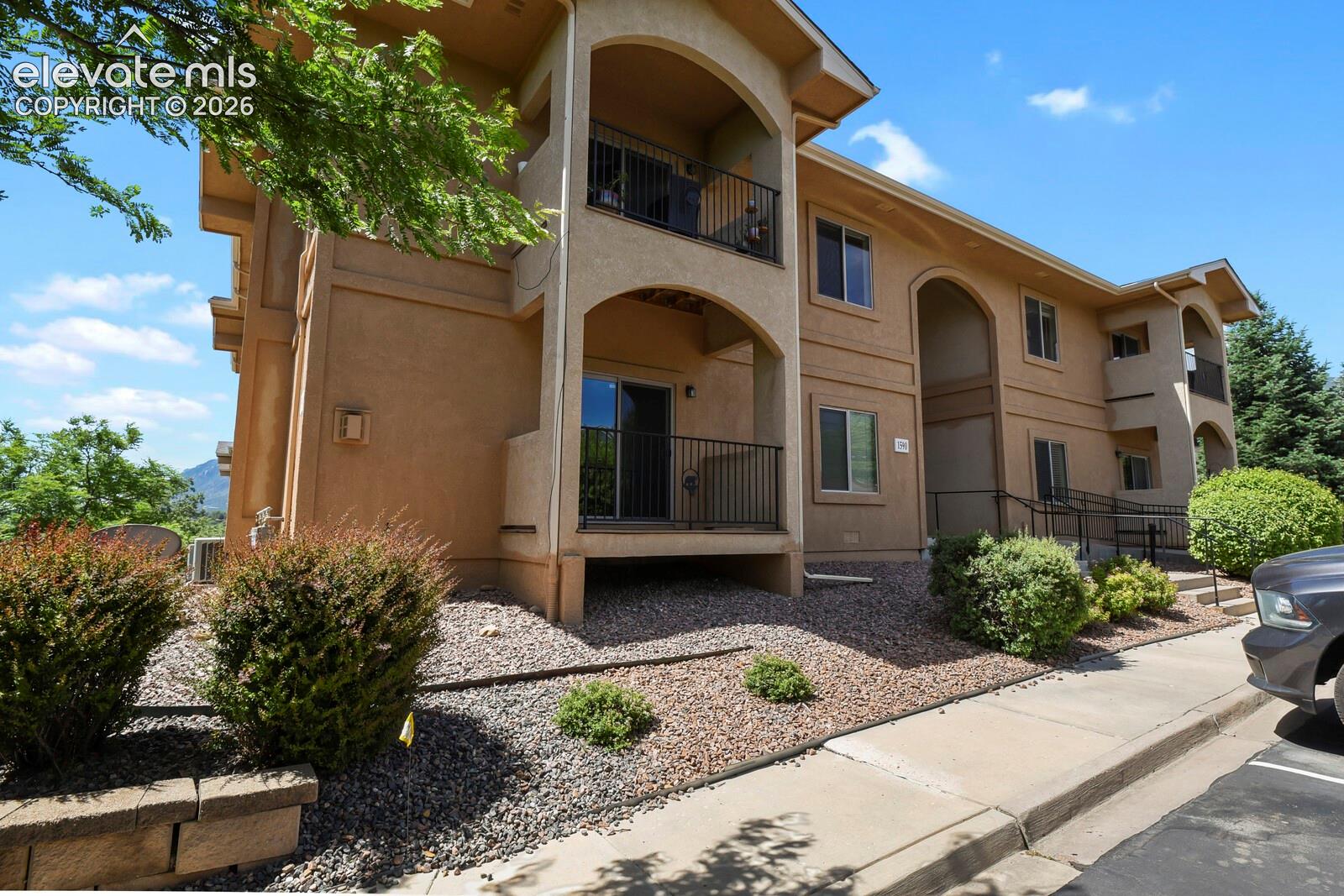 1590 Little Bear Creek Point 204 — photo