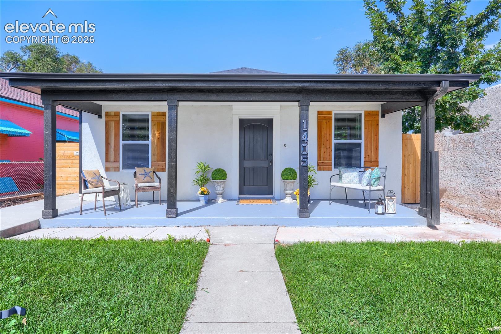 1405 E Orman Avenue — photo