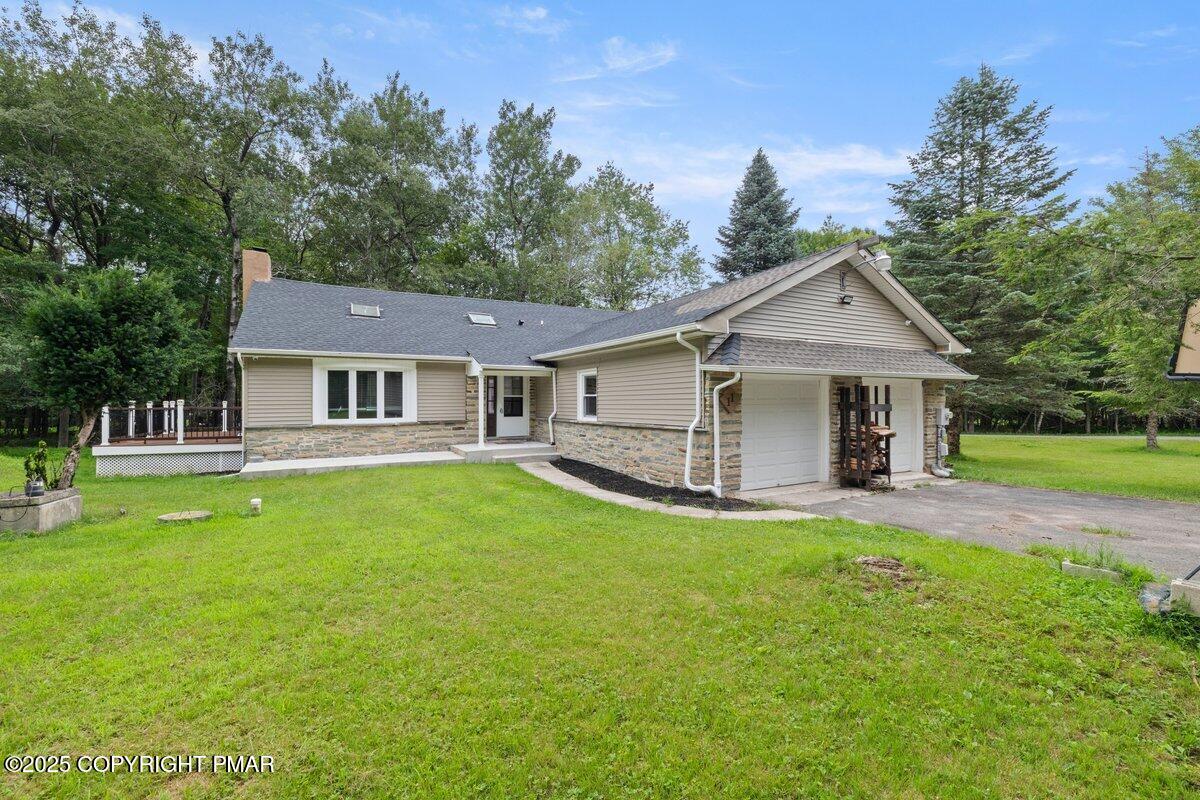11 Potomac Lane — photo