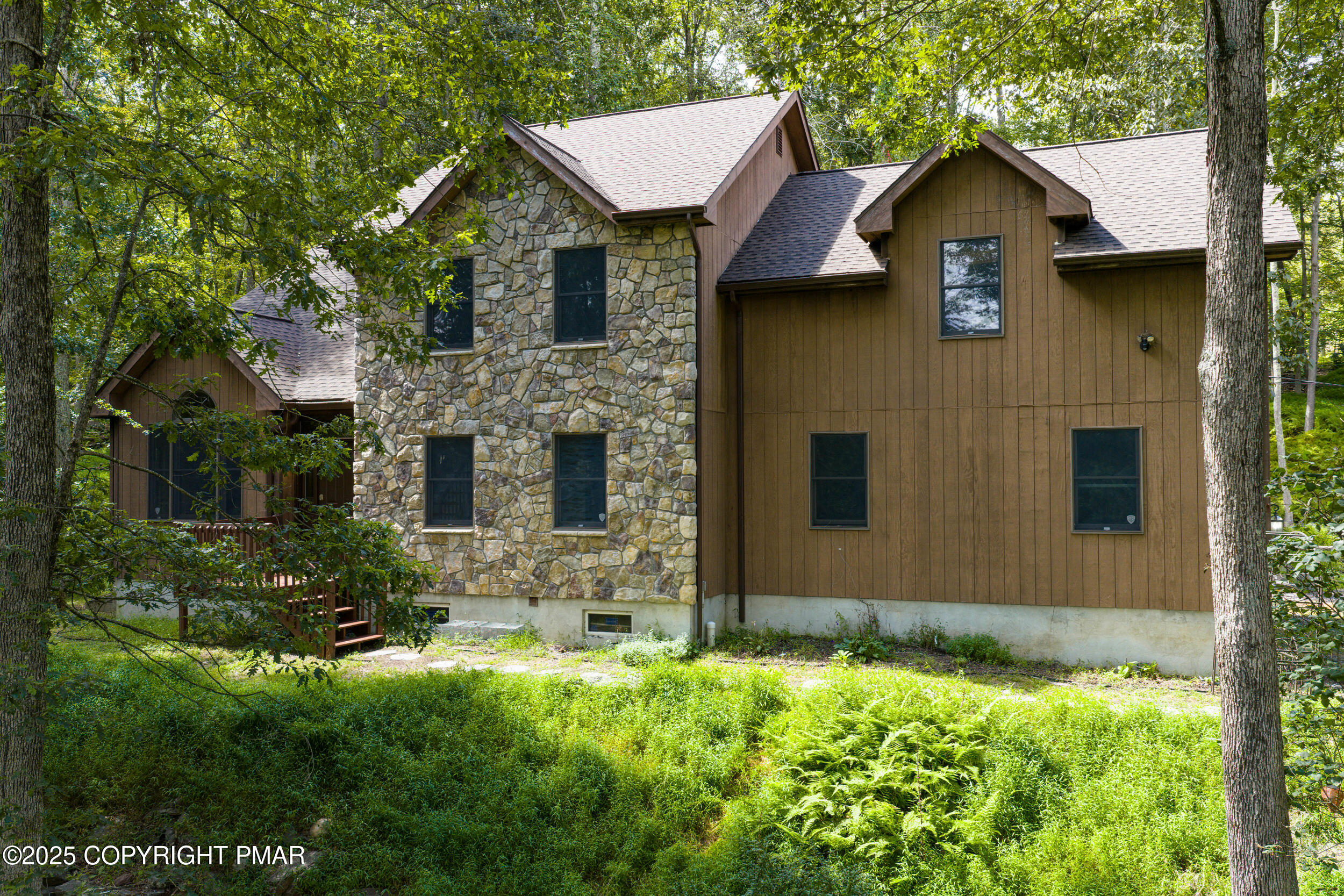 5110 Oak Lane — photo