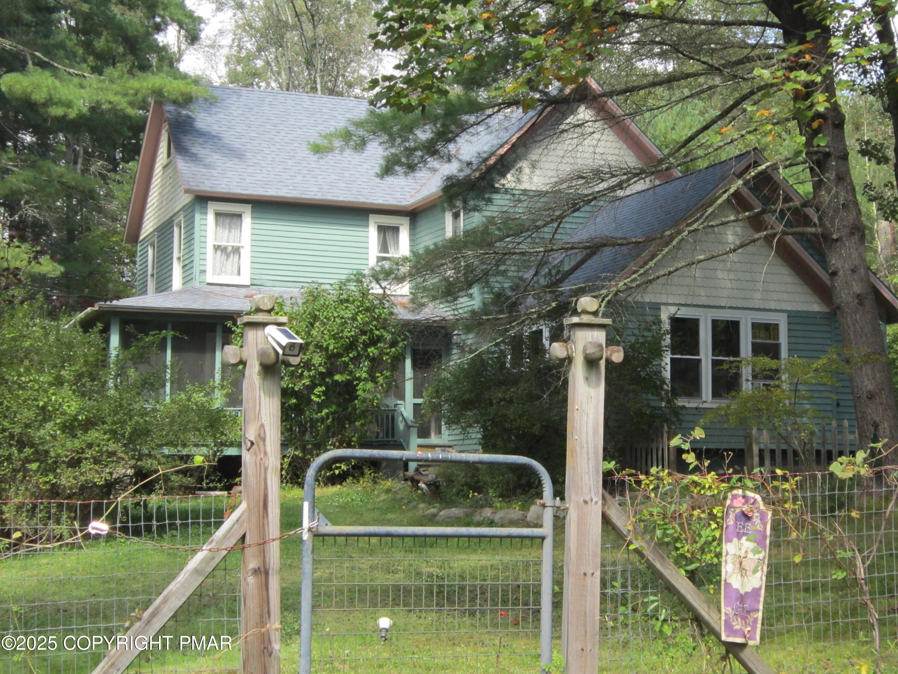 642 Tulip Tree Lane — photo