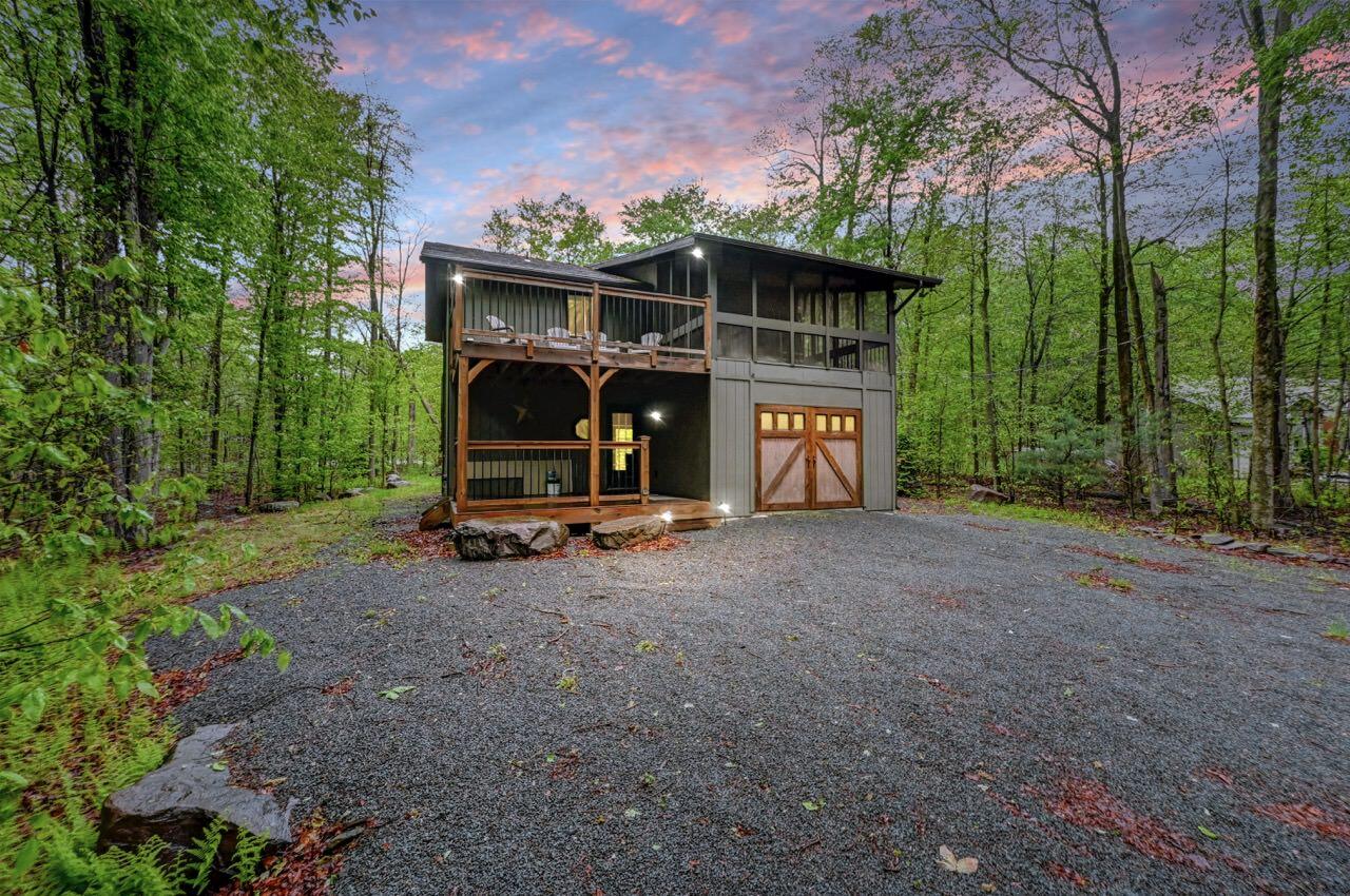 3207 Green Meadow Circle — photo