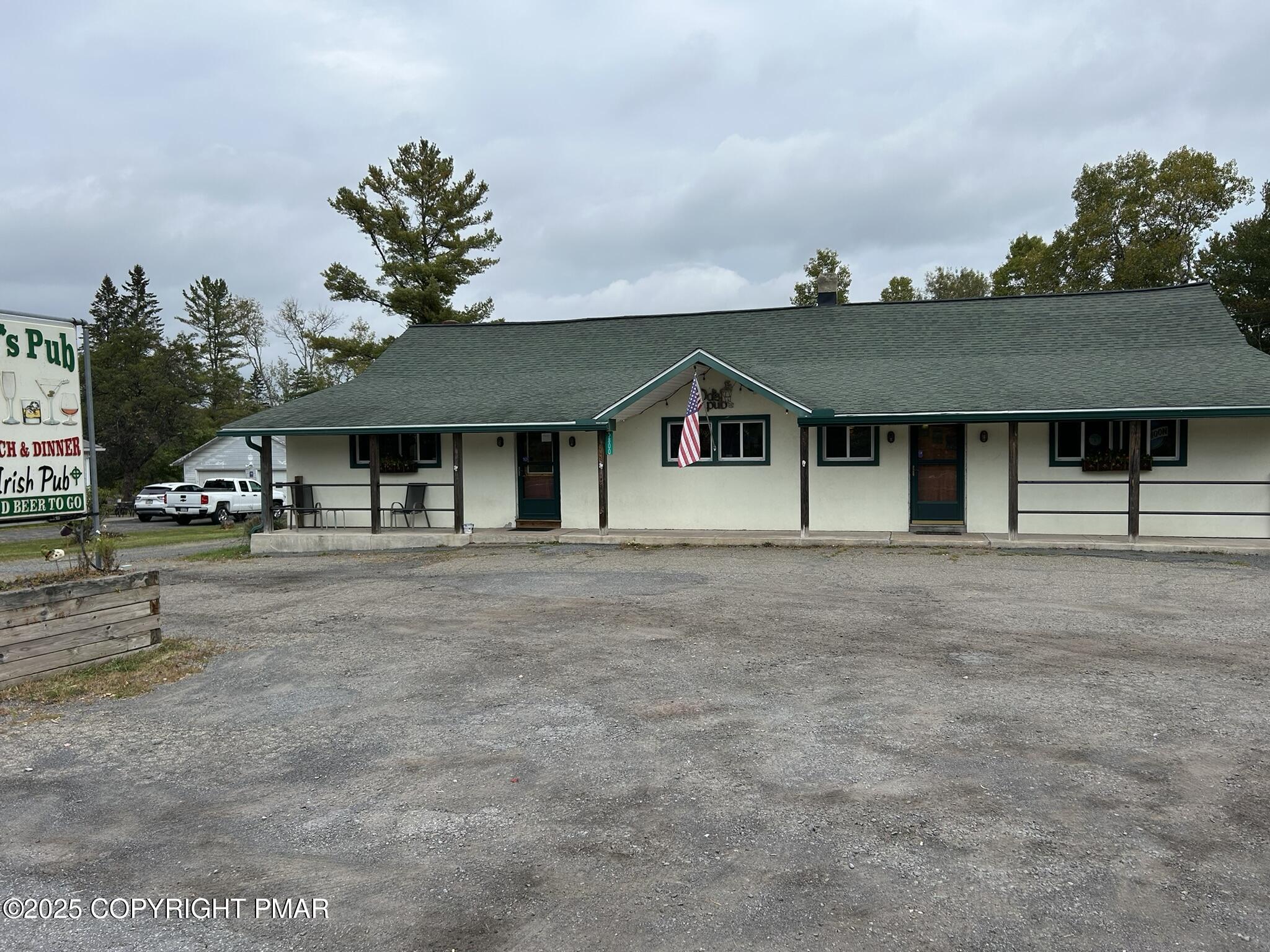 5800 Route 115 — photo