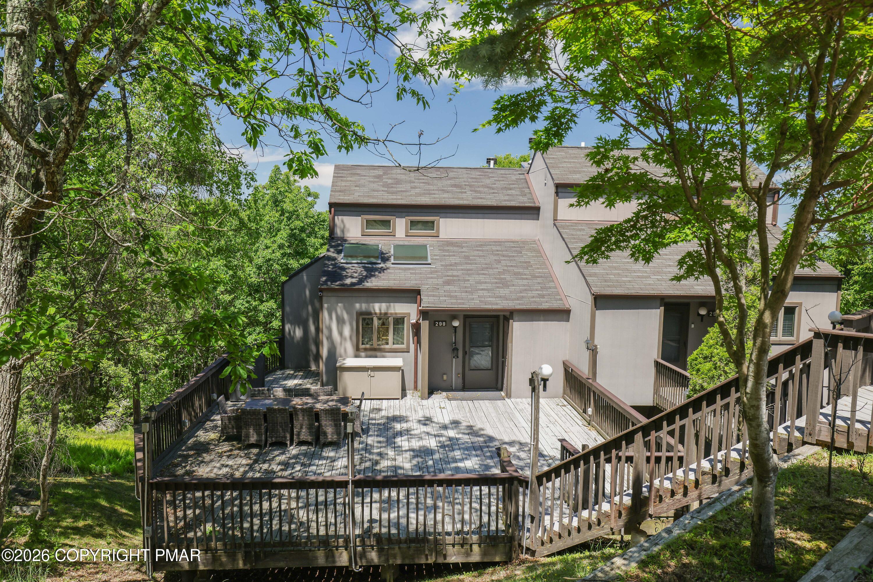 298 Overlook Way — photo