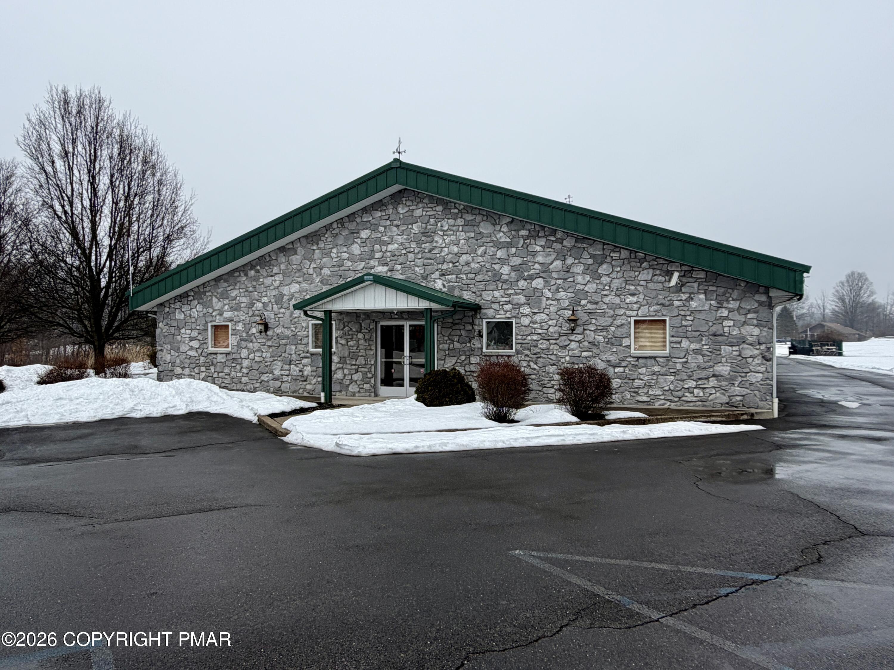 5722 Route 209 — photo